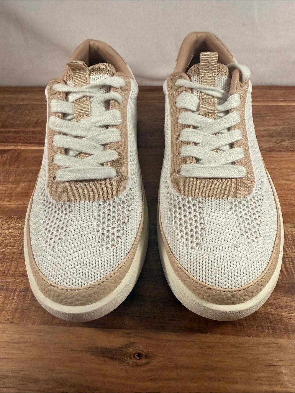 Vionic Galia Women's Knit Casual Sneakers White/Tan Size 6 - Picture 3 of 11